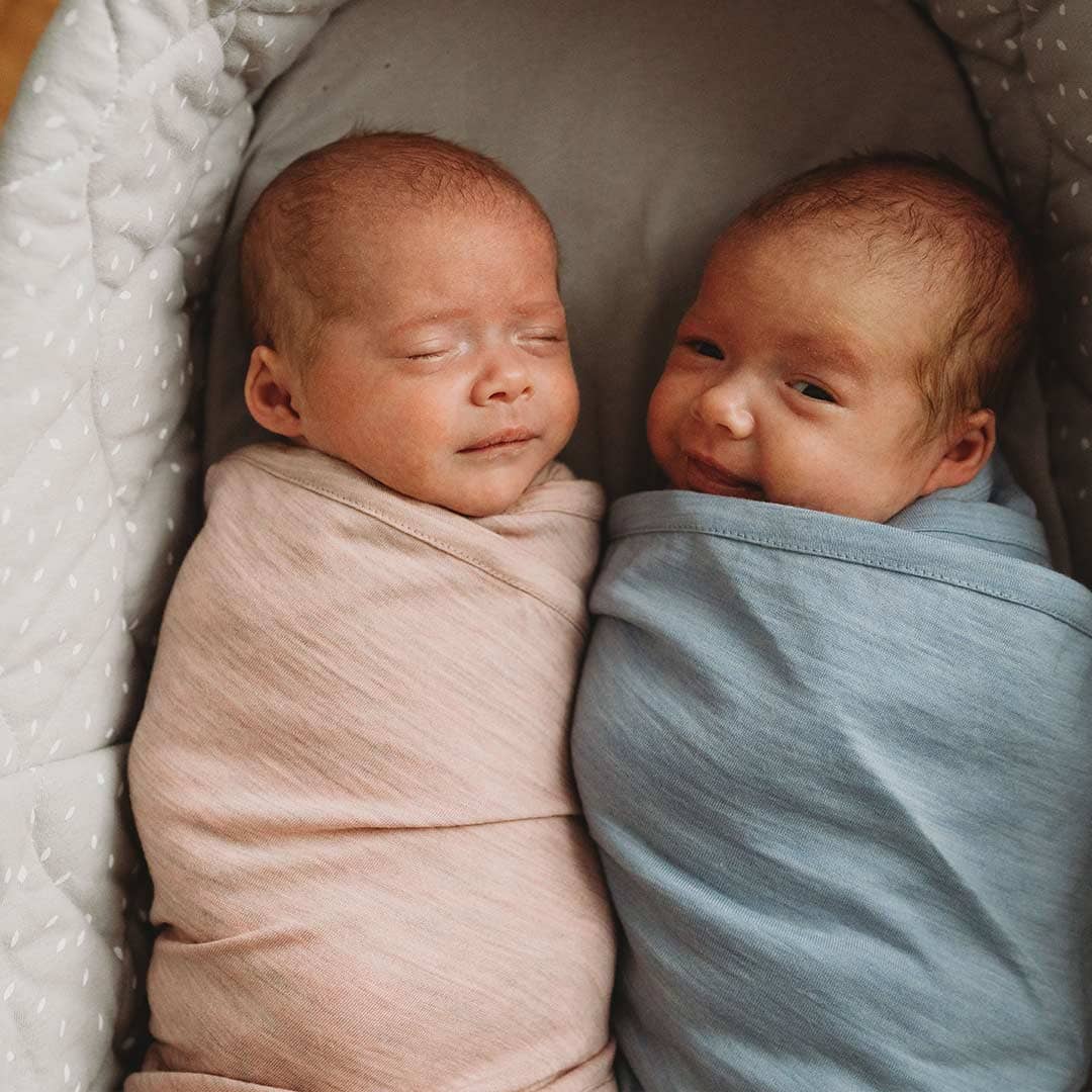 Sleep Sack vs Swaddle for Newborns